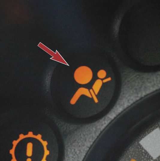 Горит лампочка airbag, причины и что делать
