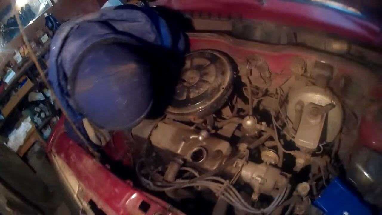 Не знаю какое масло залито в двигатель что делать