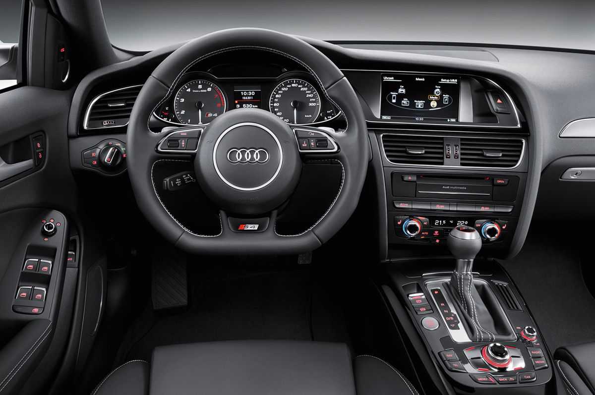 Audi A4 — передне и полноприводные автомобили премиум класса от немецкого концерна Ауди.