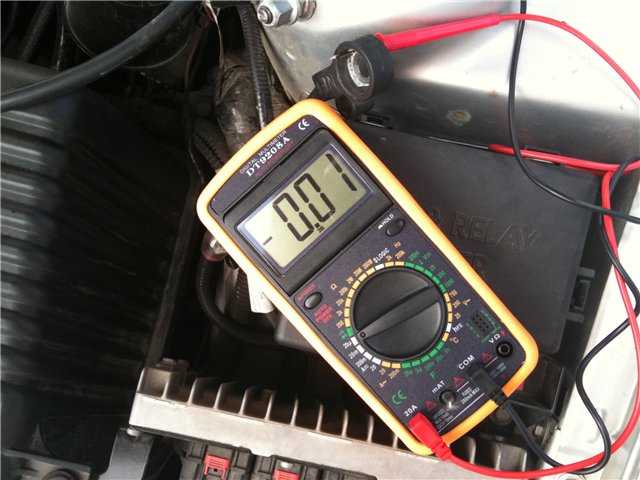 Сколько должен выдавать генератор для зарядки аккумулятора