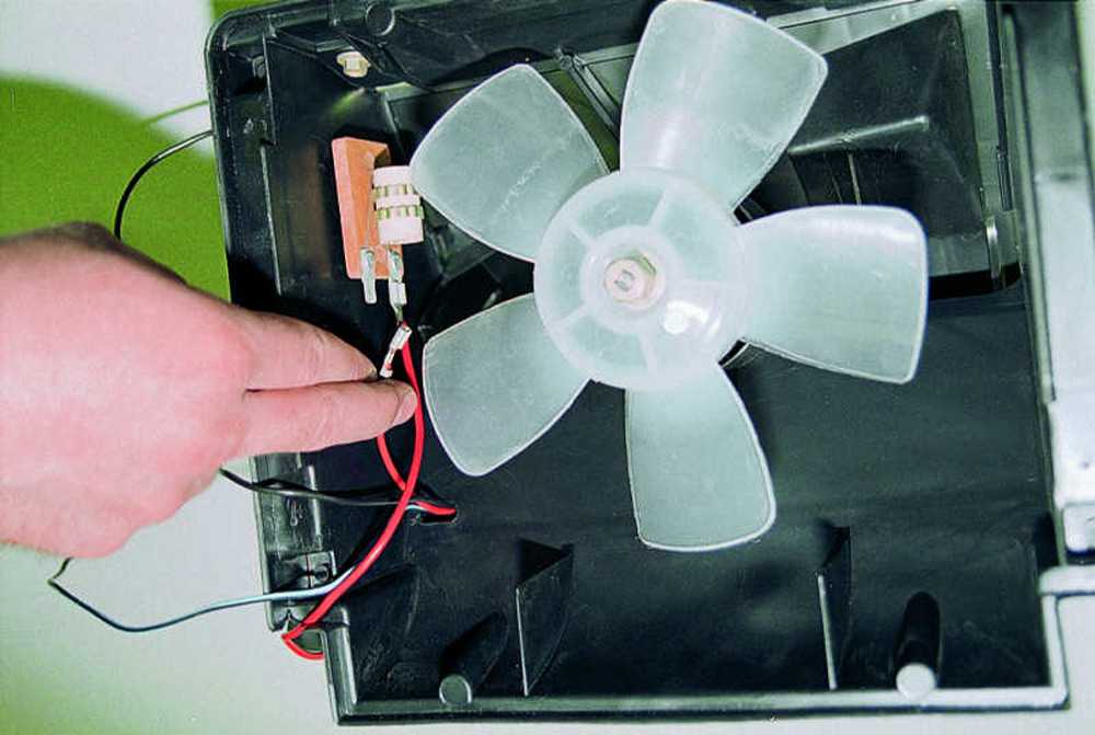 Почему срабатывает вентилятор охлаждения на холодном двигателе