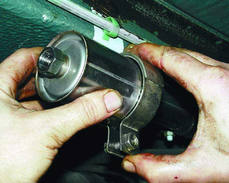Замена топливного фильтра lada 21102 (ваз 21102) - avtozam