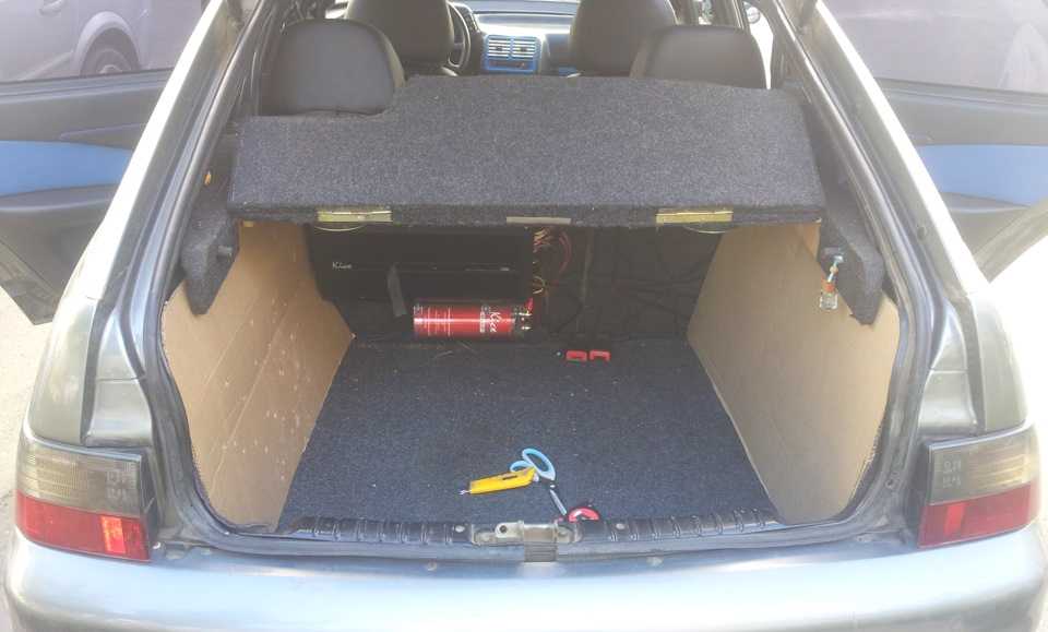 Снятие и установка личинки замка крышки багажника (ваз-2111)