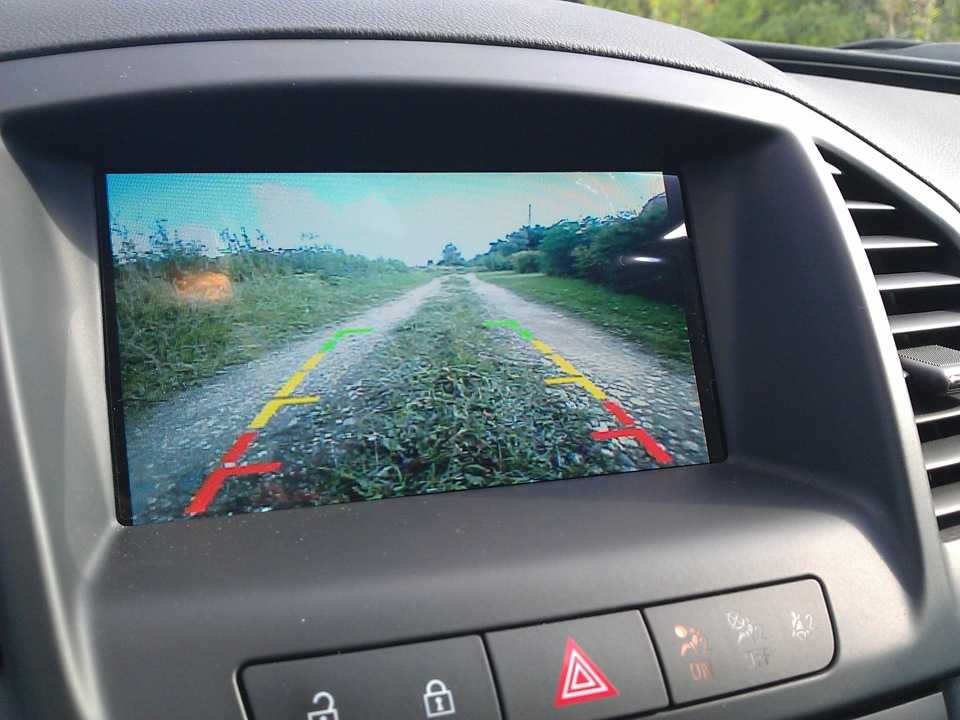 Как установить камеру заднего вида на автомобиль своими руками
